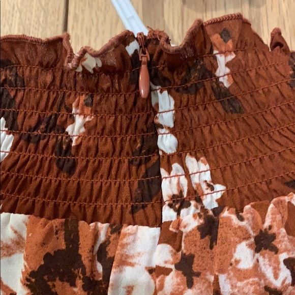 XL Junior, Long Sleeve, Turtle Neck, Flower Design - Picture 4 of 6